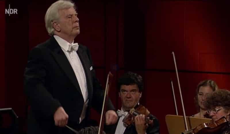 Christoph von Dohnányi dirigiert das NDR Sinfonieorchester <br />(© Foto: NDR)