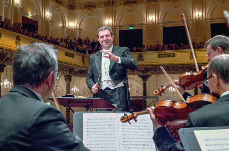 Royal Concertgebouw Orchestra, Daniele Gatti, Frank Peter Zimmermann (Violine) <br />(© Foto: Arte/Polycast)