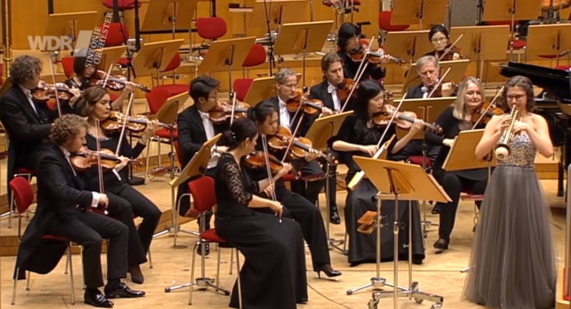 Selina Ott beim WDR-Sinfonieorchester <br />(© Foto: WDR)