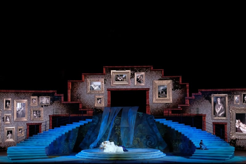 »La Traviata« in der Arena di Verona <br />(© Foto: 3Sat/ZDF/EnneviFoto)