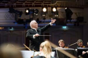 Daniel Barenboim dirigiert<br>© Foto: Arte/Monika Rittershaus