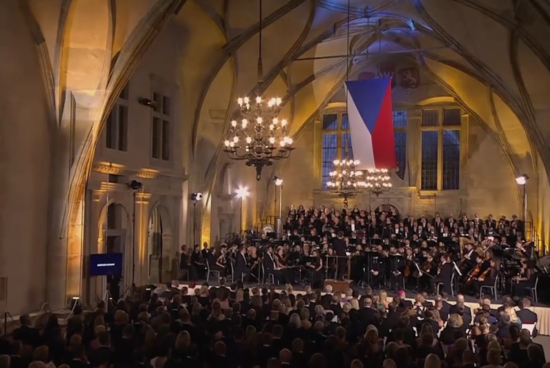 Brittens »War Requiem« im Vladislav-Saal der Prager Burg <br />(© Foto: Arte)