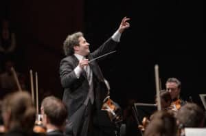 Gustavo Dudamel dirigiert<br>© Foto: Arte/Marco Borrelli